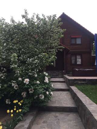 Гостевой дом Liubava Поляна-3