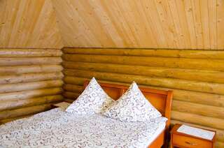 Гостевой дом Liubava Поляна Семейный номер-26