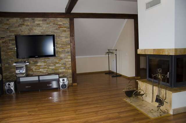 Гостевой дом Liubava Поляна-13